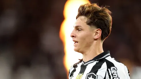 Álvaro Montoro chegou ao Botafogo em junho e já teve ofertas altíssimas para ser vendido