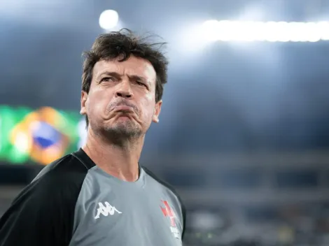 Torcida do Vasco critica demora de Diniz para substituir