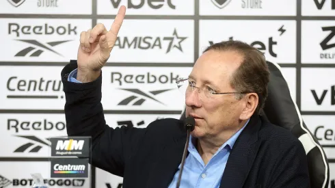 John Textor faz revelação sobre a venda de jogadores