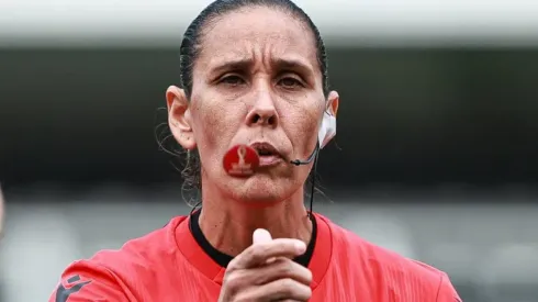 Deborah Cecilia apita a final neste domingo. Foto: Rebeca Reis/Staff Images Woman/CBF