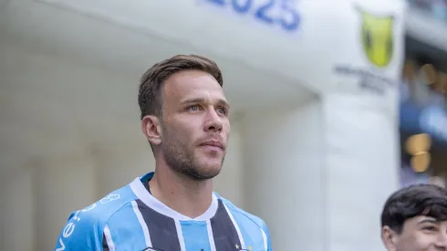 Arthur reestreou pelo Grêmio contra o Mirassol – Foto: Liamara Polli/AGIF