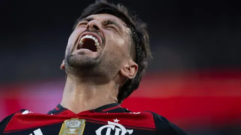 CRF pediu à Conmebol para atuar de branco no jogo de volta contra o Estudiantes e acabou com o uso do terceiro uniforme em mata-mata da Libertadores