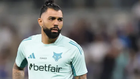 Gabriel Barbosa Gabigol jogador do Cruzeiro durante aquecimento antes da partida contra o Sao Paulo no estadio Mineirao pelo campeonato Brasileiro A 2025. Foto: Gilson Lobo/AGIF