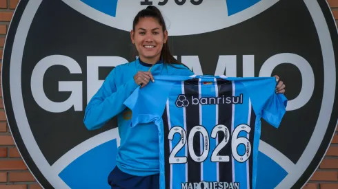 Valeria Paula permanece no Grêmio até 2026 – Foto: Caroline Motta/Grêmio FBPA