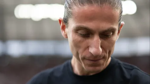 Filipe Luis tecnico do Flamengo durante partida contra o Gremio no estadio Maracana pelo campeonato Brasileiro A 2025. Foto: Jorge Rodrigues/AGIF