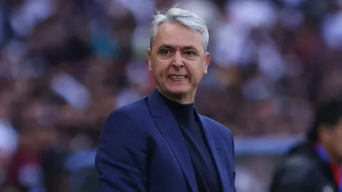 Tiago Nunes técnico da LDU. (Photo by Franklin Jacome/Getty Images)