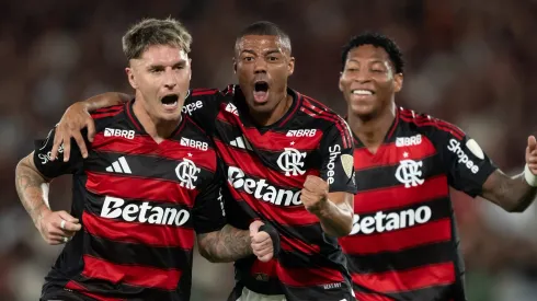 Flamengo foi avassalador especialmente no 1º tempo e derrotou Estudiantes no Maracanã