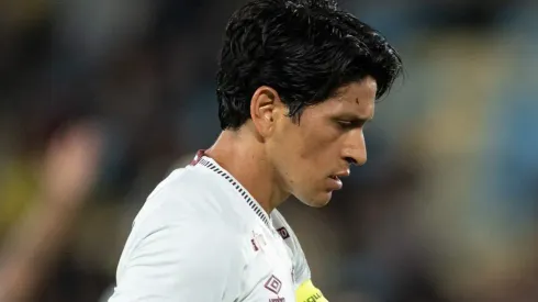 Cano ganha oportunidade como titular, mas faz jogo apagado contra o Vitória no Barradão.