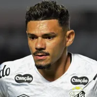 Tiquinho Soares recebe nova chance com Vojvoda e busca recuperação no Santos