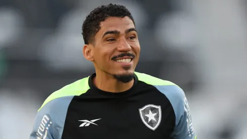 Allan desfalca Fogão contra Grêmio após drama familiar