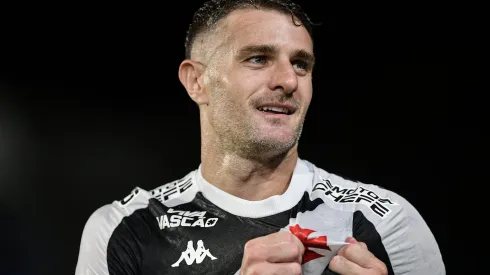 Vegetti, do Vasco, é um nome que agrada a Vojvoda para o Santos