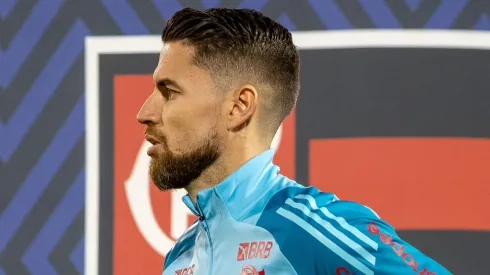 SP – BRAGANCA PAULISTA – 23/07/2025 – BRASILEIRO A 2025, BRAGANTINO X FLAMENGO – JORGINHO jogador do Flamengo durante partida contra o Bragantino no estadio Cicero De Souza Marques pelo campeonato Brasileiro A 2025.