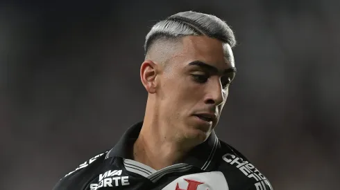 Puma Rodríguez tem contrato em São Januário até 31 de dezembro apenas