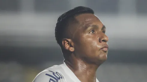 Morelos durante jogo pelo Peixe.