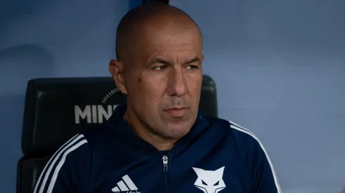 Leonardo Jardim tecnico do Cruzeiro durante partida contra o Bragantino no estadio Mineirao pelo campeonato Brasileiro A 2025. Foto: Alessandra Torres/AGIF