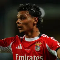 Richard Ríos vive drama na Europa, e prejudica o Benfica marcando gol contra em partida pela Champions