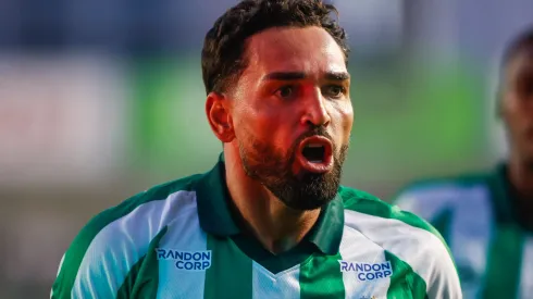 Atacante deu a sua opinião – Foto: Luiz Erbes/AGIF.