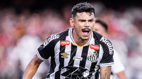 Atacante teve altos e baixos – Foto: Raul Baretta/Santos FC.