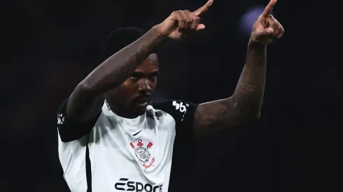 Cacá em ação pelo Corinthians. Foto: Ettore Chiereguini/AGIF