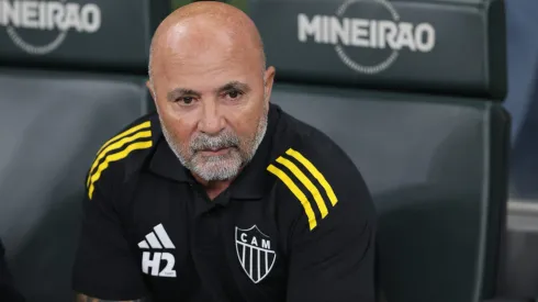 Treinador quer novos reforços – Foto: Gilson Lobo/AGIF.