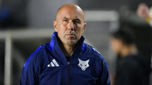 Leonardo Jardim tecnico do Cruzeiro durante partida contra o Vasco no estadio Sao Januario pelo campeonato Brasileiro A 2025. Foto: Thiago Ribeiro/AGIF