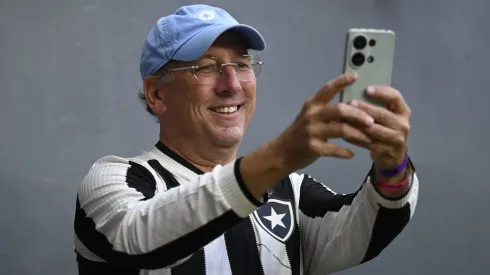 John Textor destaca trabalho de Enderson Moreira na temporada de 2021