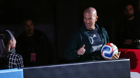 A FIFA apresentou a bola Trionda que será usada na Copa do Mundo. Foto: Stier/Getty Images)