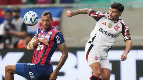 De Arrascaeta, meio-campista do Flamengo em partida pelo campeonato brasileiro