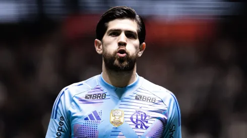 MG – BELO HORIZONTE – 06/08/2025 – COPA DO BRASIL 2025, ATLETICO-MG X FLAMENGO – Rossi jogador do Flamengo defende penalti em decisao durante partida contra o Atletico-MG no estadio Arena MRV pelo campeonato Copa Do Brasil 2025. Foto: Mateus Dutra/AGIF