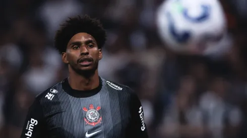 Hugo Souza goleiro do Corinthians durante partida contra o Mirassol no estadio Arena Corinthians pelo campeonato Brasileiro A 2025. Foto: Ettore Chiereguini/AGIF