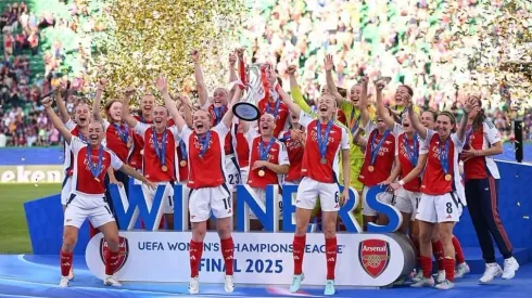 Arsenal campeão da temporada. Foto: Divulgação/Arsenal