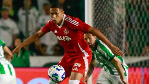 Volante Luís Otávio deu passos importantes para volta no Internacional