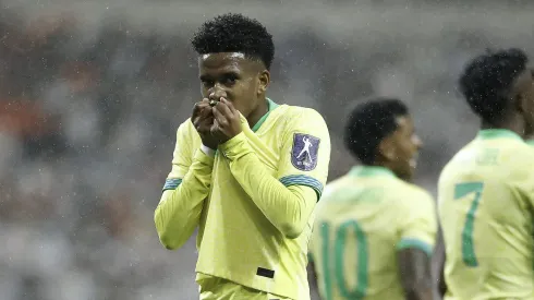 Estêvão balançou as redes duas vezes em goleada da Seleção Brasileira sobre a Coreia do Sul nesta sexta-feira. (Photo by Chung Sung-Jun/Getty Images)