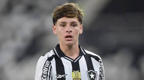 Montoro jogador do Botafogo durante partida contra o Bragantino no estadio Engenhao pelo campeonato Copa Do Brasil 2025. Foto: Thiago Ribeiro/AGIF