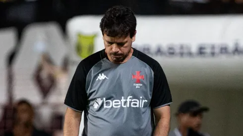 Fernando Diniz tecnico do Vasco durante partida contra o Sport no estadio Ilha do Retiro pelo campeonato Brasileiro A 2025. Foto: Rafael Vieira/AGIF