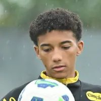 Santos necesita vender jugadores y Souza y Robinho Jr. podrían ser traspasados a fin de año