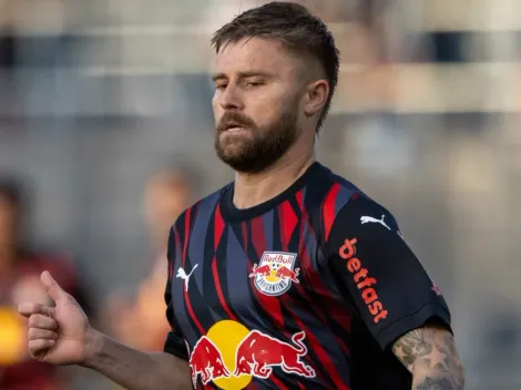 Red Bull aposta em Eduardo Sasha contra o líder Palmeiras