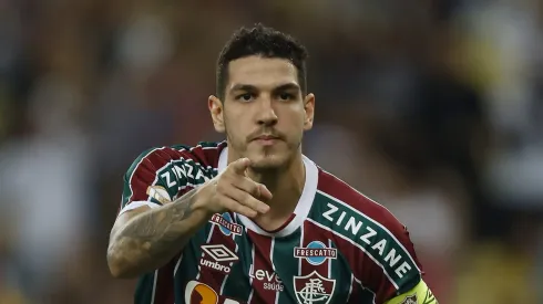 – Nino com a camisa do Fluminense