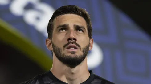 Cleiton, goleiro titular do Bragantino, desfalca contra Palmeiras por quadro viral