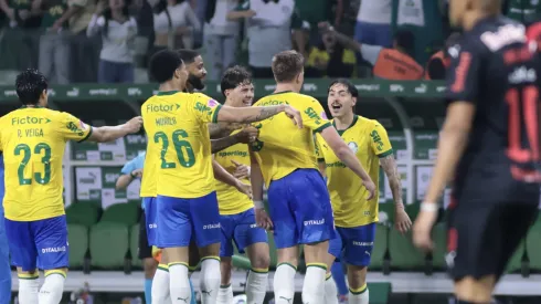 Palmeiras virou a 8ª no Brasileirão e derrotou Bragantino no Allianz Parque