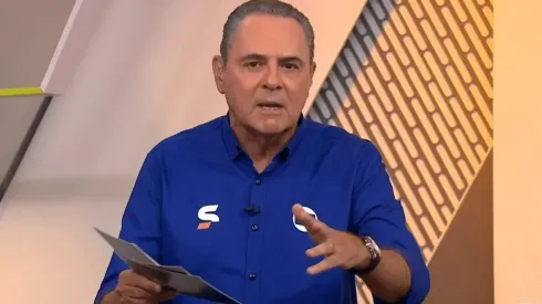 Luis Roberto, narrador da TV Globo em Santos x Corinthians
