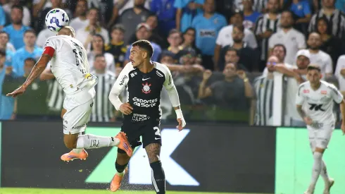Corinthians esteve irreconhecível desde o início e foi dominado pelo Santos em clássico na Vila