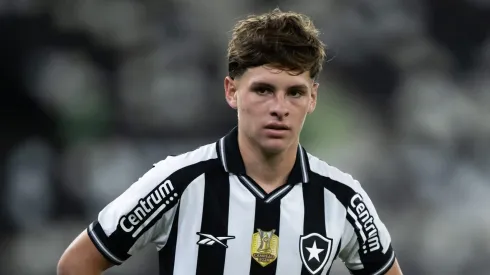 Montoro revela que retorno ao Botafogo deve ocorrer em 45 dias