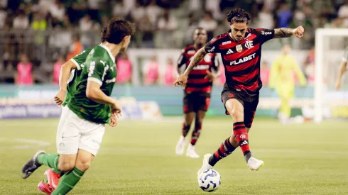 Pedro ultrapassa Vitor Roque e precisa de menos minutos para marcar