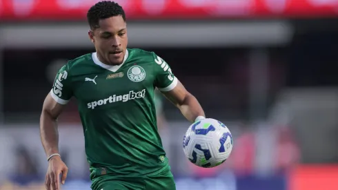 Vitor Roque jogador do Palmeiras – Foto: Ettore Chiereguini/AGIF