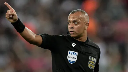 Wilton Pereira Sampaio foi o escolhido para o jogo