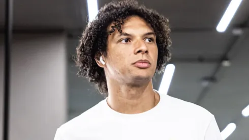 Willian Arão é a novidade na escalação de Vojvoda. Foto: Raul Baretta/ Santos FC.