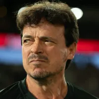 Câmeras flagram atitude ríspida de Diniz com Freytes em Vasco x Fluminense
