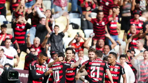 Torcida do Flamengo comemorando. Foto: Gilvan de Souza/Flamengo