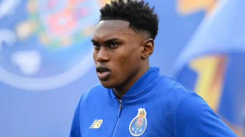 Samu pode fazer o Chelsea desistir de Vitor Roque.